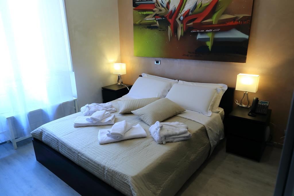 Mirko Luxury Inn Rom Exteriör bild