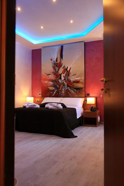 Mirko Luxury Inn Rom Exteriör bild